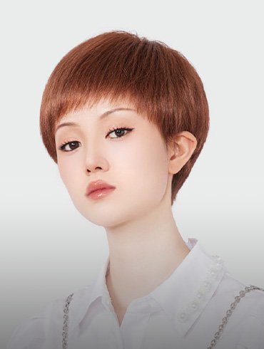 年輕短發(fā)